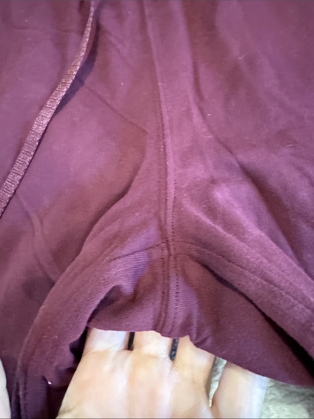 Lululemon dark red  Jogger Sweatpants  size 4  read below 👇🏻 - Picture 6 of 10